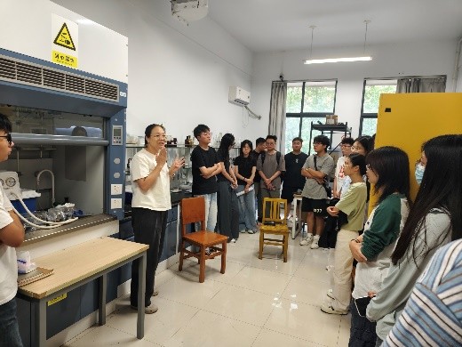 化工与材料学院开展2026级硕...